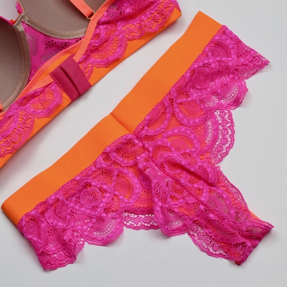 Neon lace push-up bra & thong panty - 2 piece set - Picture 11 of 15